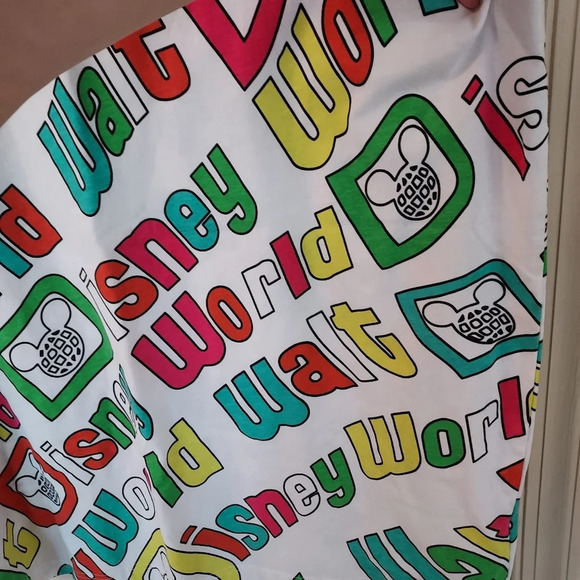 Walt Disney World Retro Logo Collection Tank Top in Size XL - Picture 4 of 7